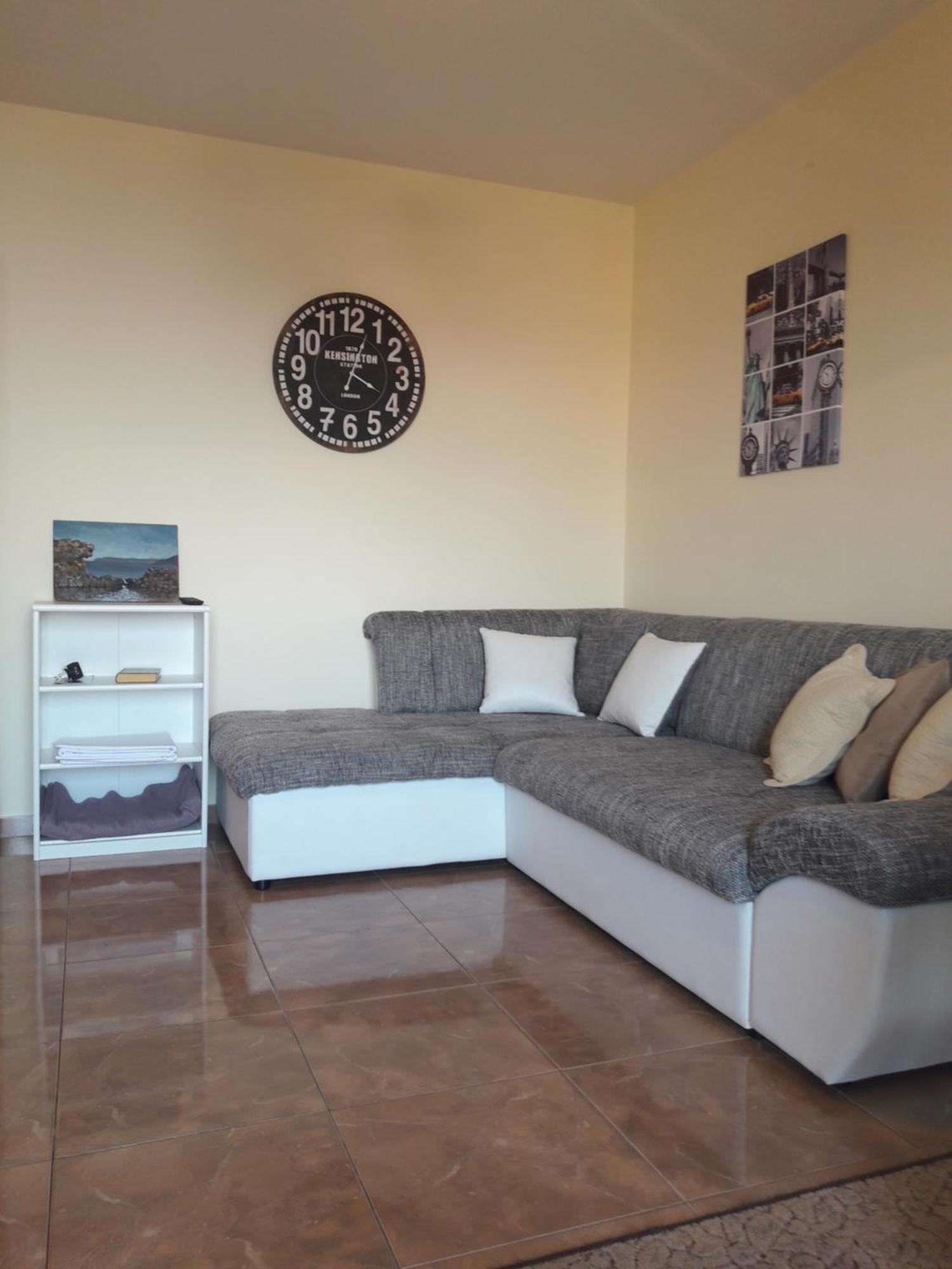 Guest House Jelsa Jelsa  Rum bild